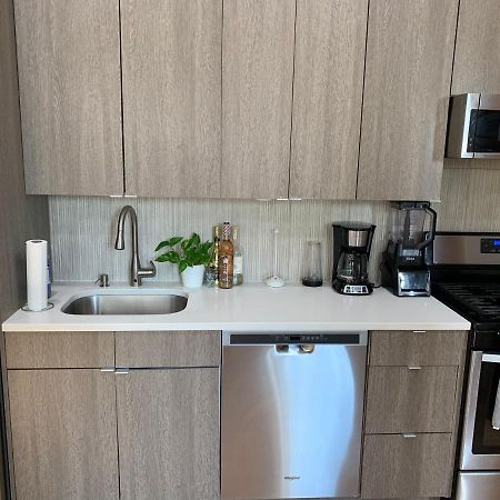 Urban Jungle Oasis In Queens! Apartment New York Exterior photo